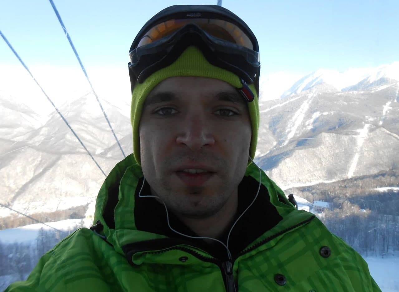 В Сочи на горнолыжной трассе погиб лыжник из Воронежа