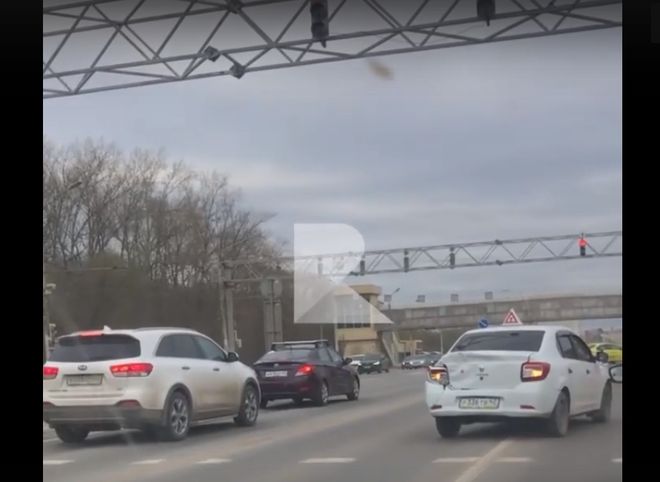 Опубликовано видео с места аварии с учебной машиной на Московском шоссе