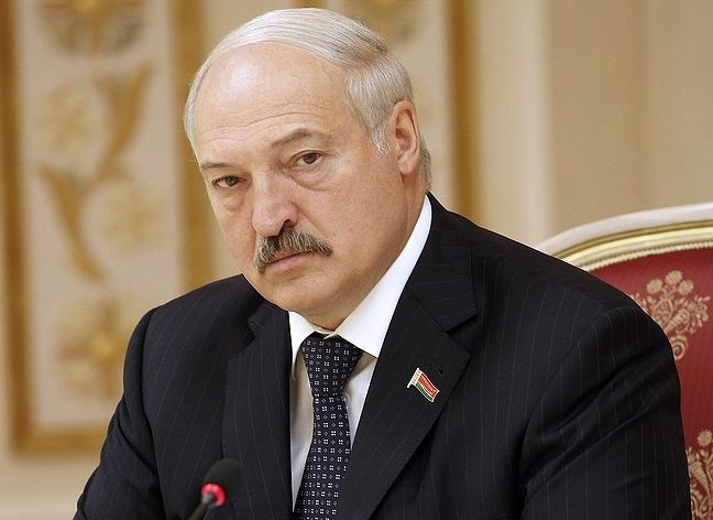 Лукашенко: российские власти сами разберутся с послом Бабичем
