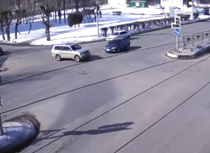 Серьезное ДТП на Московском шоссе попало на видео