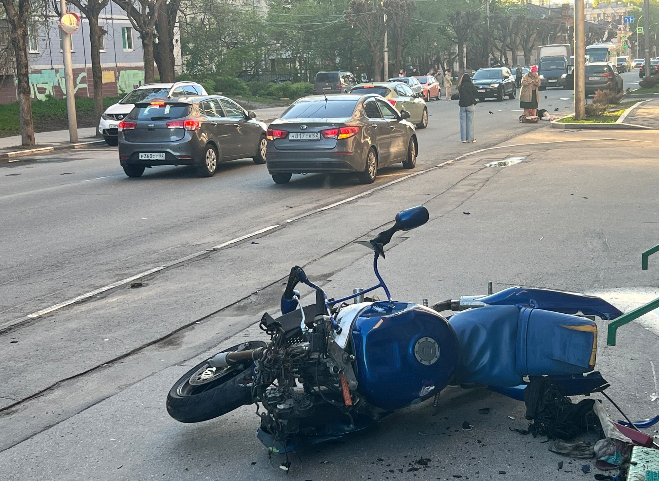 Очевидцы сообщили об аварии с двумя погибшими в центре Рязани