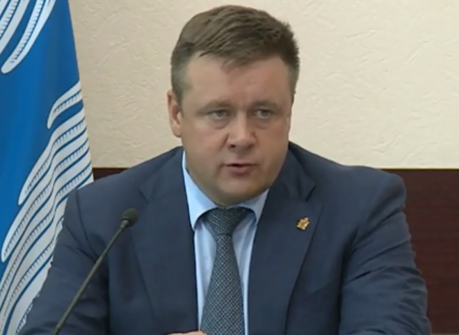 Любимов призвал членов рязанского правительства сдать оружие