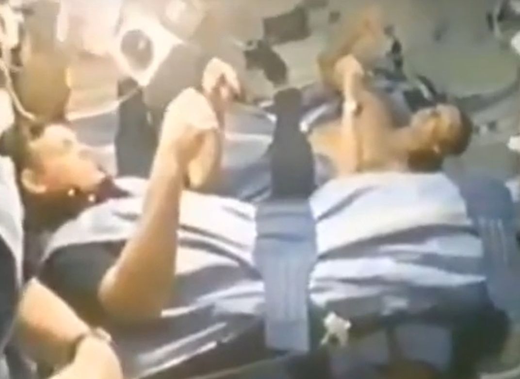 В сети появилось жутковатое видео со спящими космонавтами