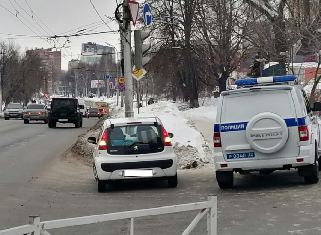 На Касимовском шоссе задержали водителя, лишенного прав