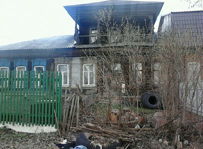 Соцсети: главу рязанской семьи, живущей в полуразрушенном доме, избили полицейские
