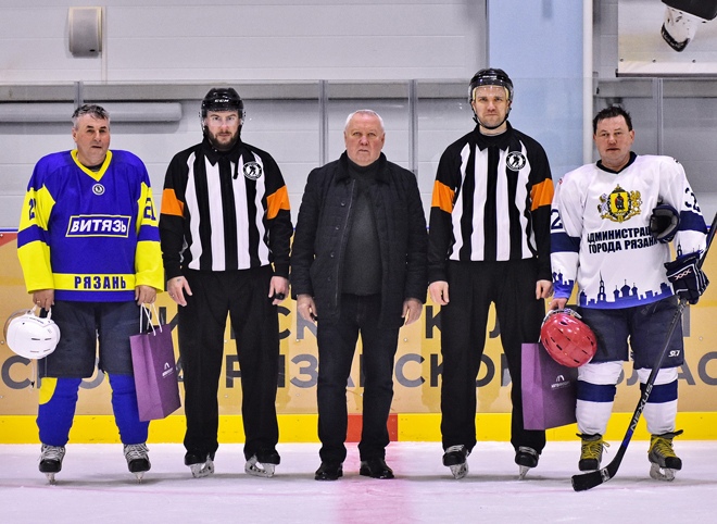 В Рязани открылся эксклюзивный региональный хоккейный турнир «Кубок памяти С. С. Козырева»