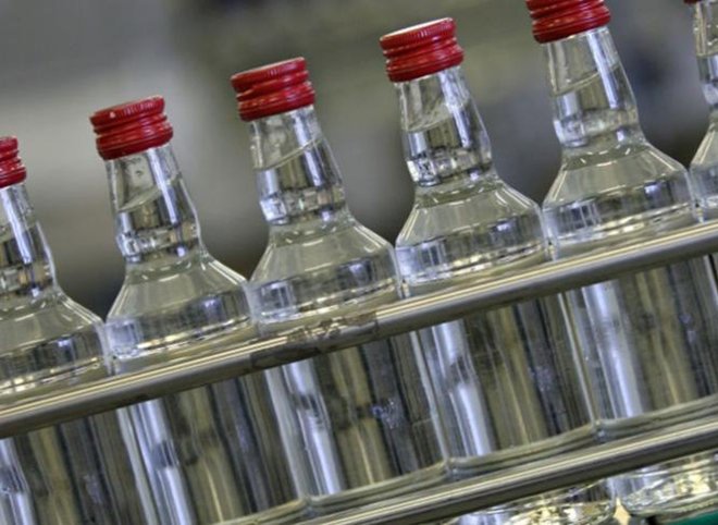 Рязанские полицейские изъяли 200 литров контрафактного спиртного