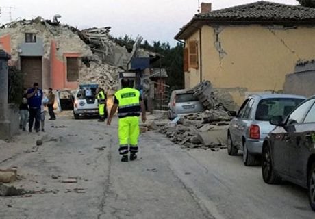 Число жертв землетрясения в Италии достигло 24 человек