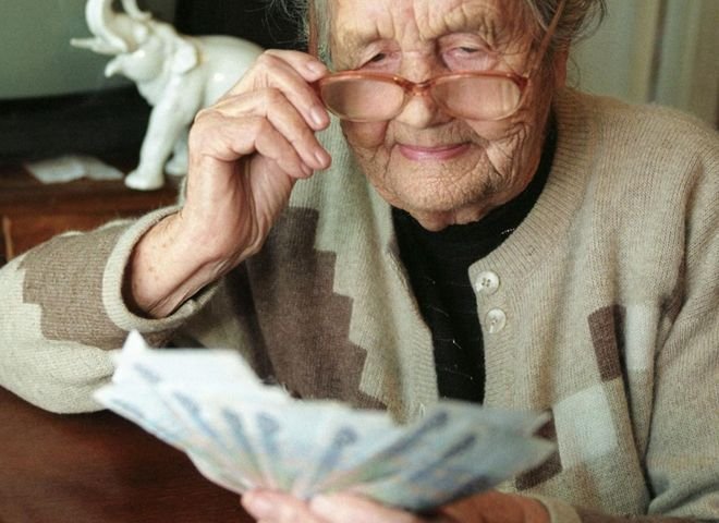 Минтруд: реальные пенсии в 2017 году вырастут на 2,1%