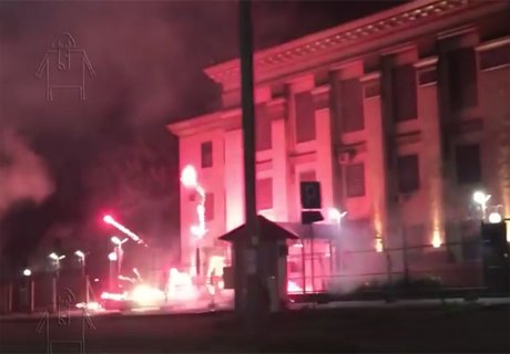 ﻿Посольство РФ в Киеве обстреляли ночью (видео)