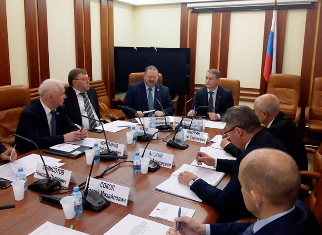 Аркадий Фомин провел заседание комиссии Совета законодателей РФ при Федеральном Собрании РФ