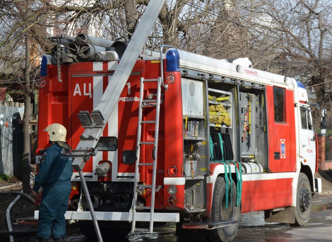 На пожаре в Ряжске пострадала 66-летняя женщина