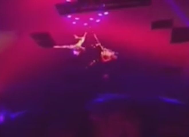 В Элисте во время выступления цирка Запашного акробат сорвался с высоты (видео)