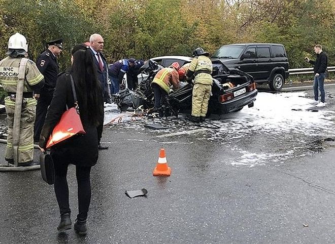 В Новокузнецке в массовом ДТП погиб один человек и пятеро пострадали (видео)