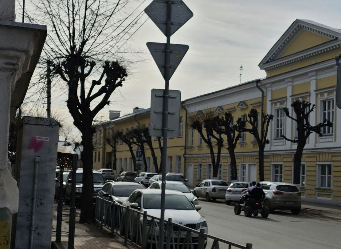 В центре Рязани засняли подростков на квадроцикле | 01.04.2024 | Рязань -  БезФормата