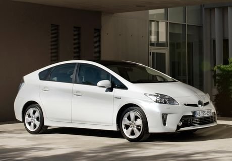 Toyota прекратит выпуск бензиновых авто к 2050 году