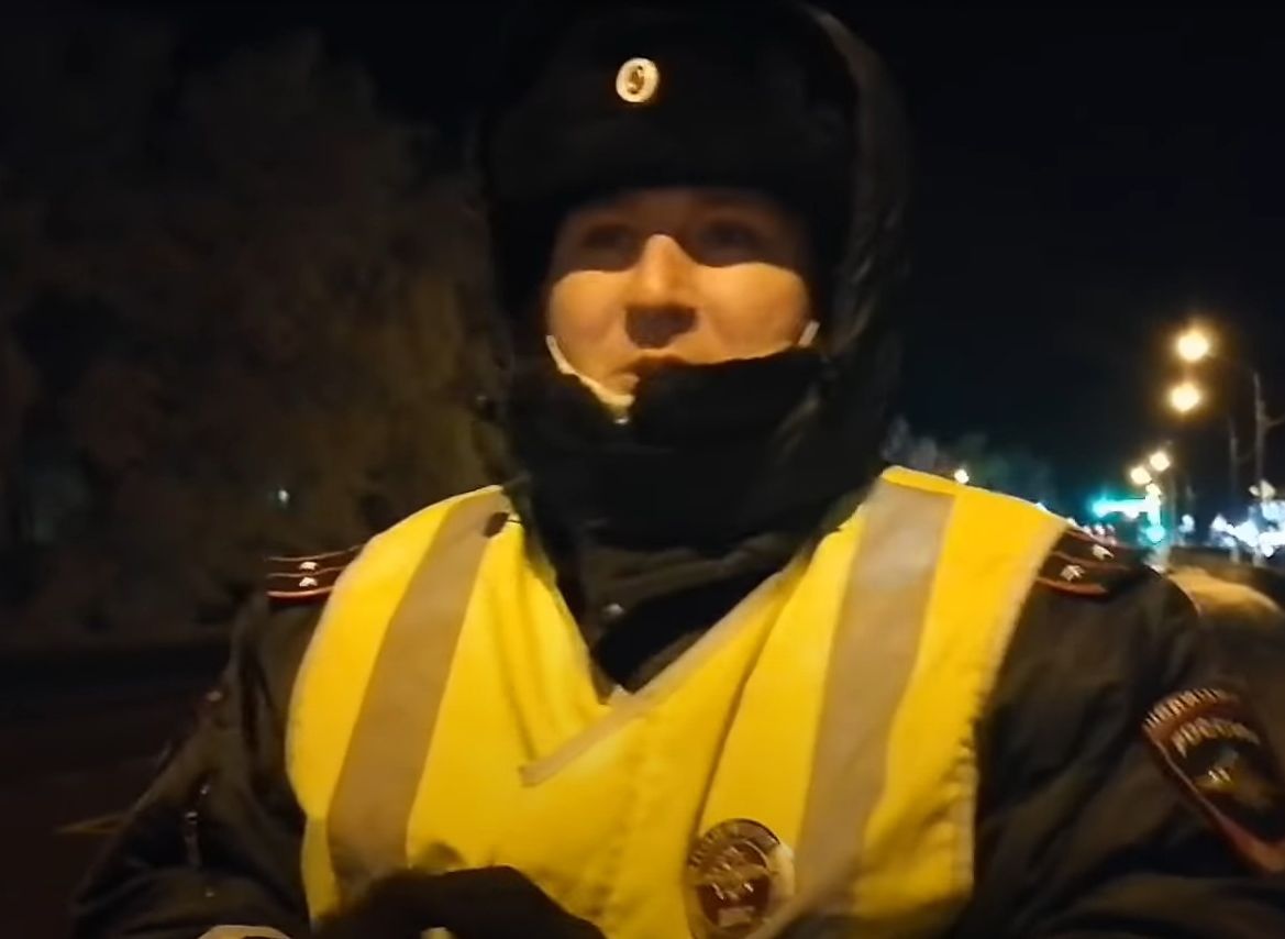 Полицейские проверяют видео с блогерами и автоинспекторами в Михайловском районе