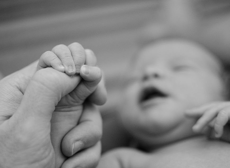 В Польше женщина родила ребенка спустя два месяца после смерти