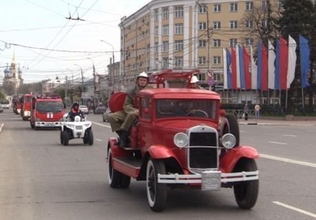 В Рязани прошел автопробег пожарной техники