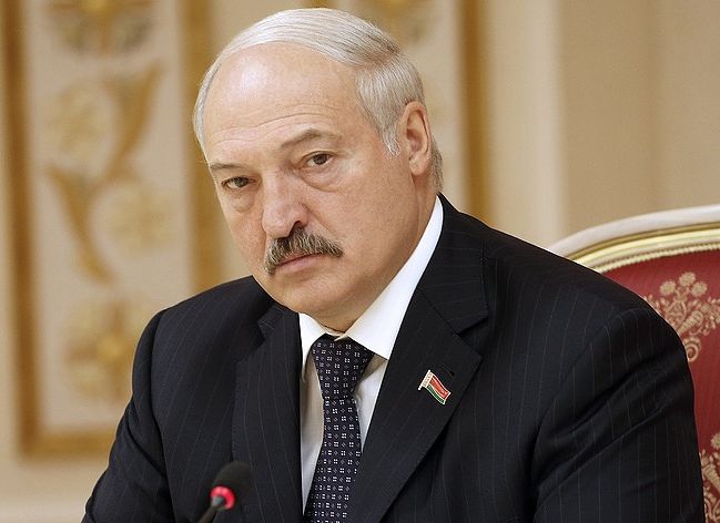 Лукашенко заявил, что Белоруссия может потерять независимость