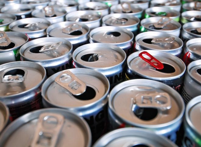 Минфин РФ предложил запретить продажу алкоэнергетиков