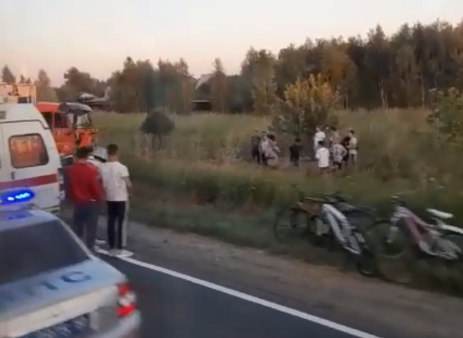 Опубликовано видео с места аварии с рязанским мусоровозом, в которой погибли четыре человека