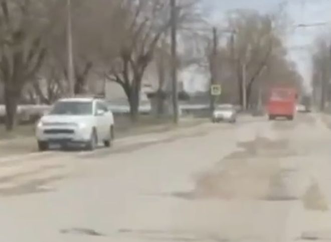 Любимов выложил видео об ужасном состоянии рязанской дороги