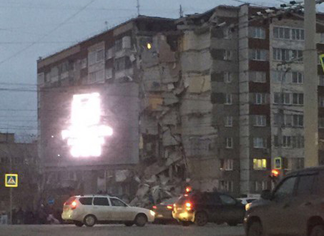 В Ижевске частично обрушился девятиэтажный дом