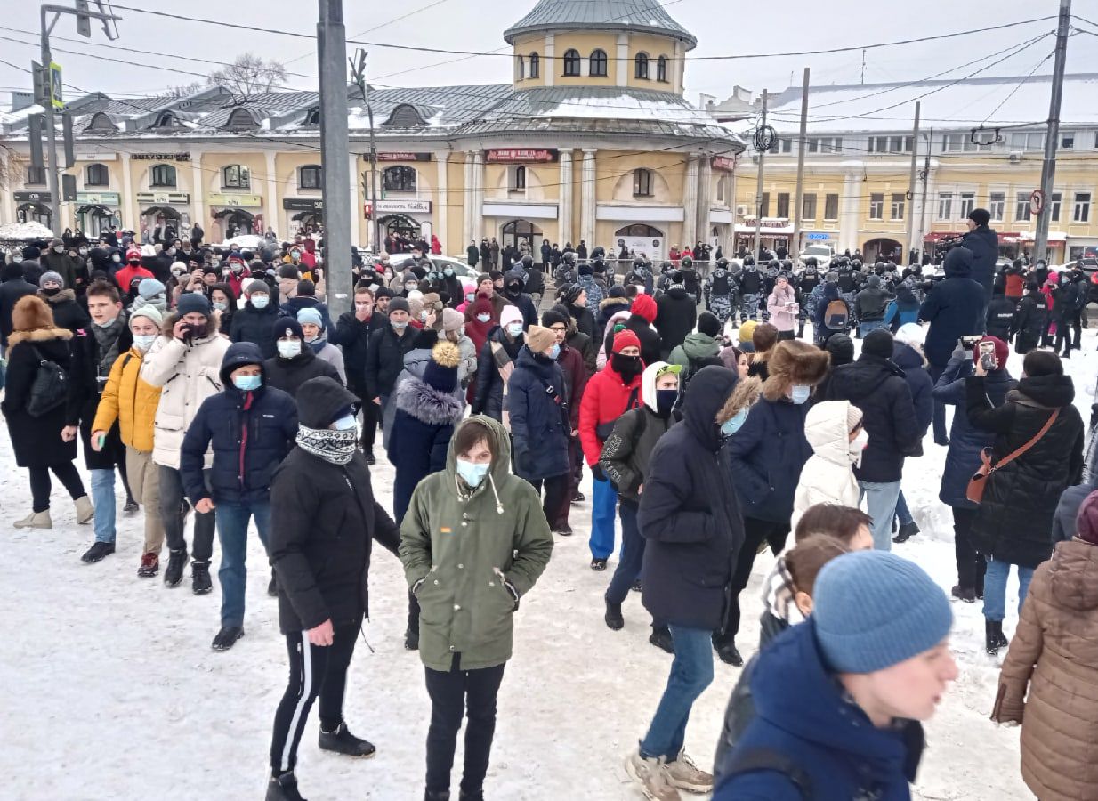На акцию протеста в Рязани собрались от двух до трех тысяч человек