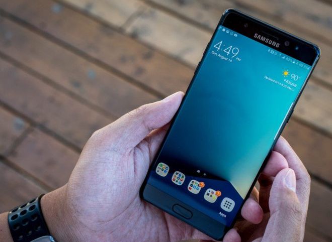 Samsung представила новый смартфон Galaxy Note 8