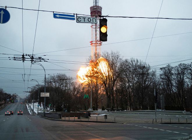 Возле киевской телевышки произошел взрыв