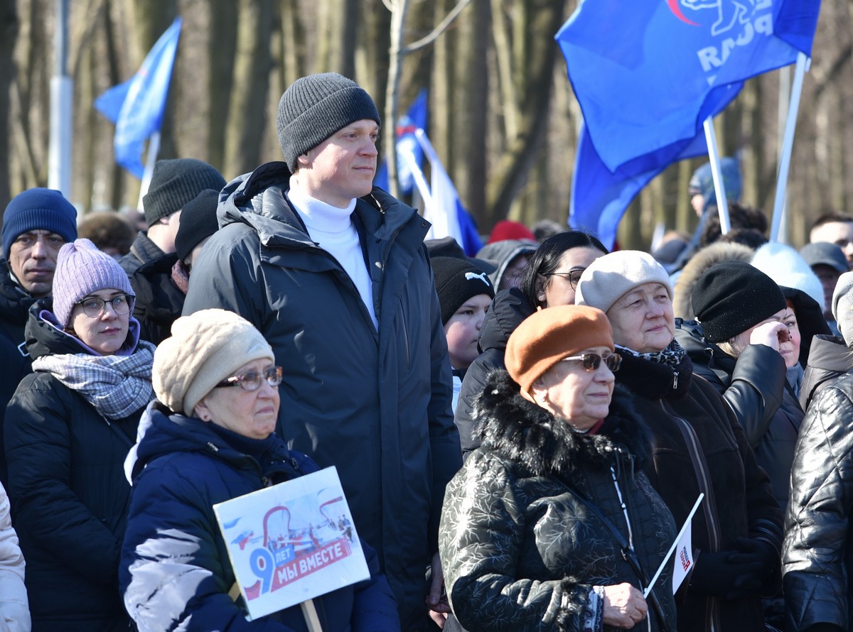 Малков на митинге поздравил рязанцев с воссоединением Крыма с Россией