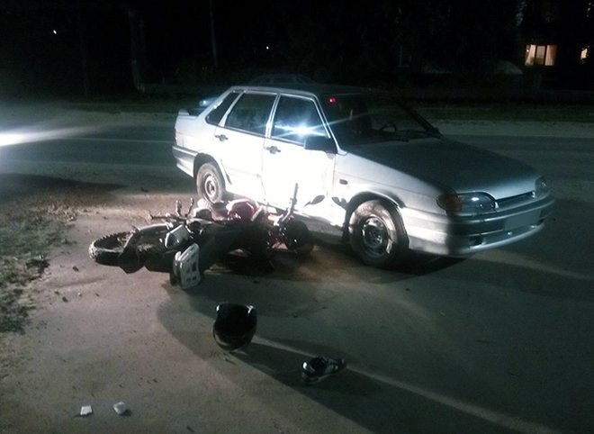 В Полянах ВАЗ-2115 сбил мотоциклиста-нарушителя