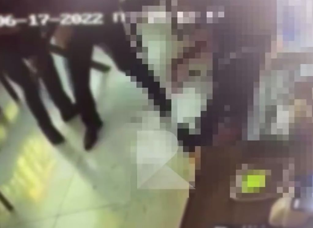 Момент убийства мужчины в рязанском кафе попал на видео