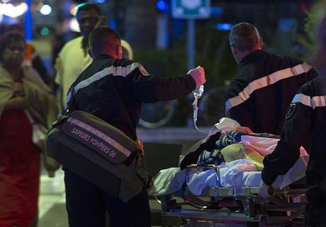 В результате теракта в Ницце погибли более 80 человек