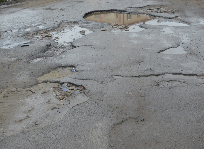 Рязанка отсудила у администрации более 70 тысяч рублей за ямы на дороге