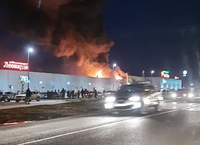Соцсети: пожар в «М5 Молле» устроили подростки