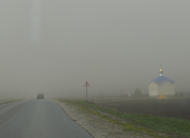 В рязанском поселке прошла пыльная буря