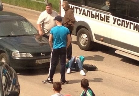 В Дашково-Песочне девушка попала под колеса Opel