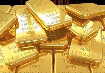 12 слитков золота извлекли из желудка пациента в Дели