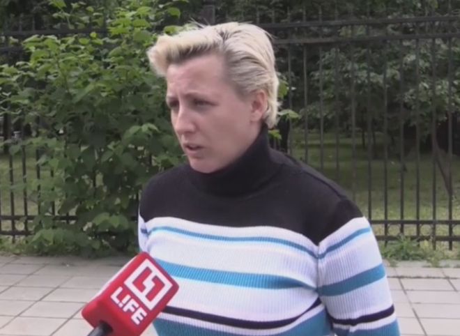 Мать раненной ножом московской школьницы рассказала подробности случившегося (видео)