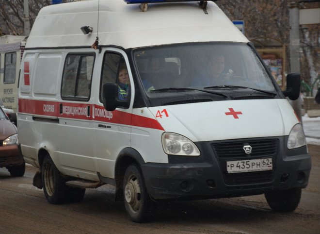 Медучреждения Рязанской области получили восемь новых машин скорой помощи