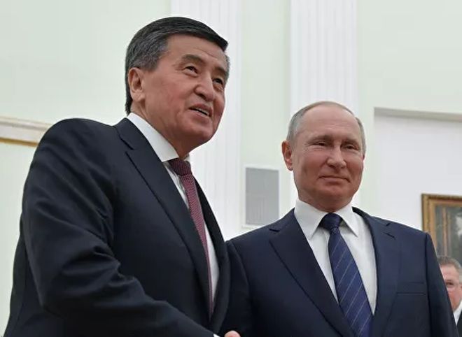 В делегации президента Киргизии, приехавшей на парад Победы, выявлен коронавирус