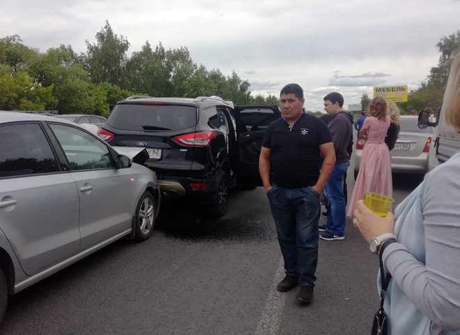 На Солотчинском шоссе  произошло ДТП с участием семи машин