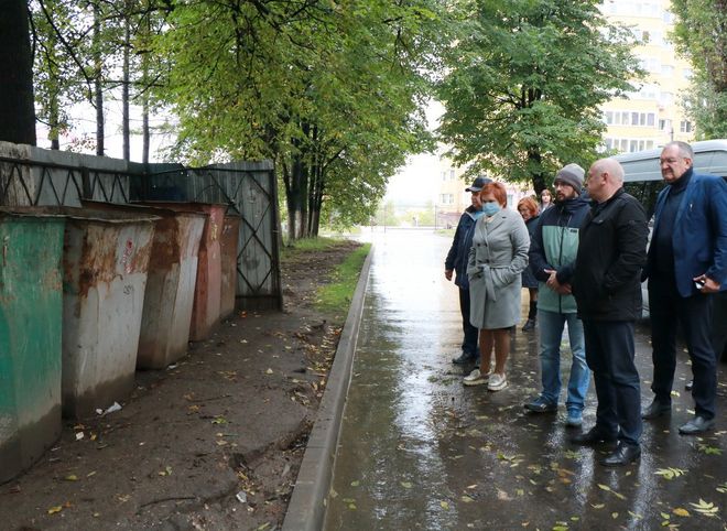 Мэр Рязани провела объезд мусорных площадок города