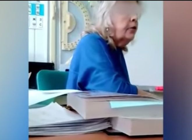 В Красноярске учитель назвала четвероклашек дебилами (видео)