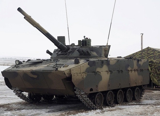 Рязанским десантникам передали более 30 новых боевых машин (видео)