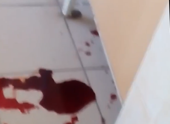 В туалете рязанской БСМП сняли на видео лужи крови