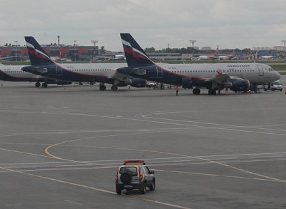 «Аэрофлоту» и «Уральским авиалиниям» запретили полеты в Чехию