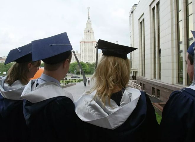 Выпускной для российских студентов проведут онлайн